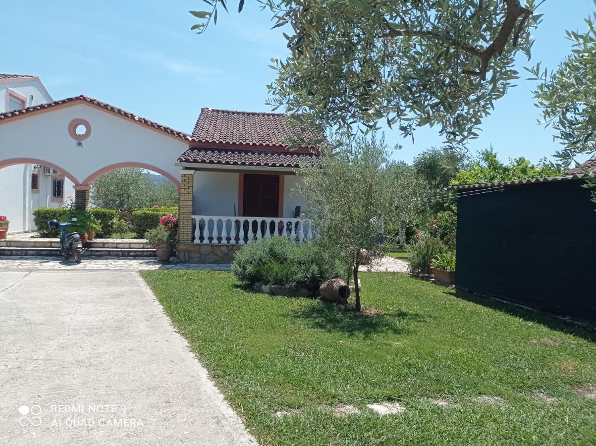 Villa Yannis โรดา ภายนอก รูปภาพ
